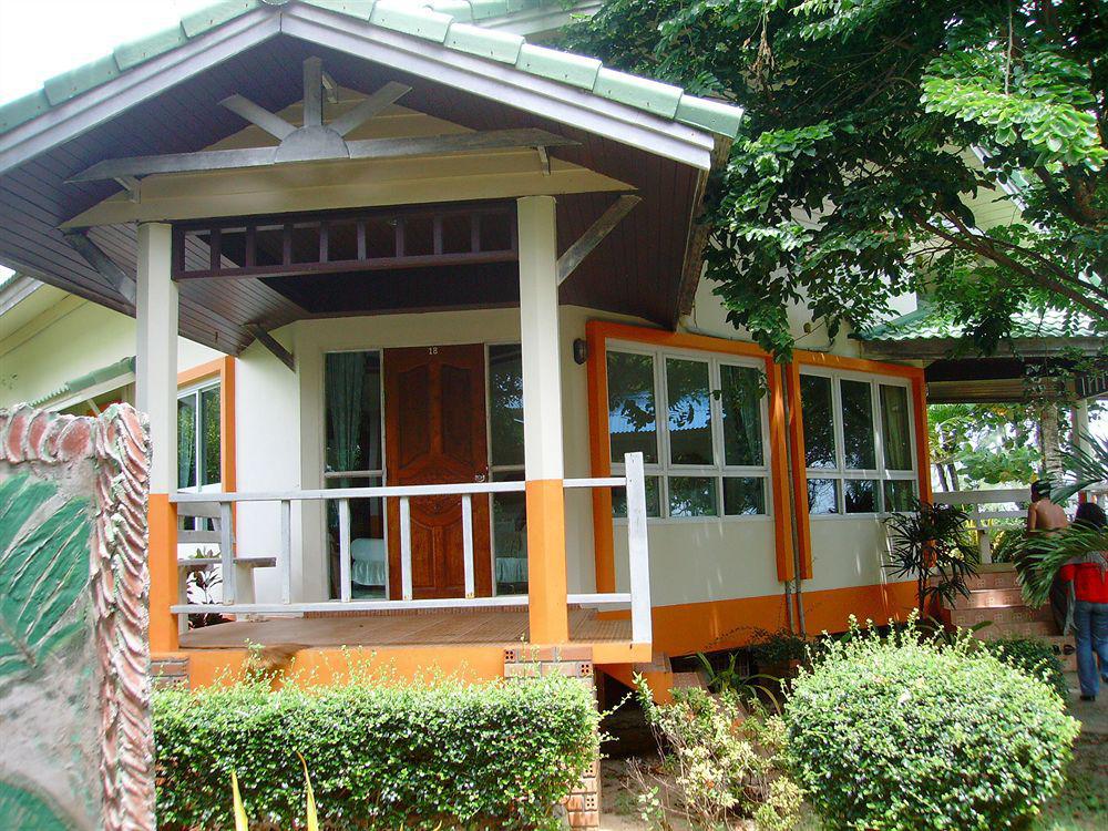 Lanta Palm Beach Resort , Beach Bungalow - Ko Lanta Esterno foto